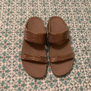 Fitflop Tan Sandals with Rhinestone Accents size 10 EUC Smike/pet free home